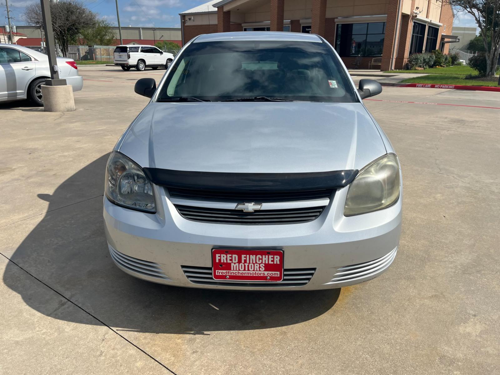 2009 SILVER /black Chevrolet Cobalt LS Sedan (1G1AS58H697) with an 2.2L L4 DOHC 16V engine, 4-Speed Automatic Overdrive transmission, located at 14700 Tomball Parkway 249, Houston, TX, 77086, (281) 444-2200, 29.928619, -95.504074 - Photo #1